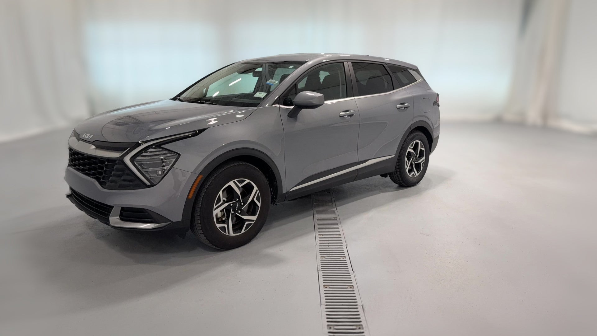 2025 Kia Sportage vehicle photo