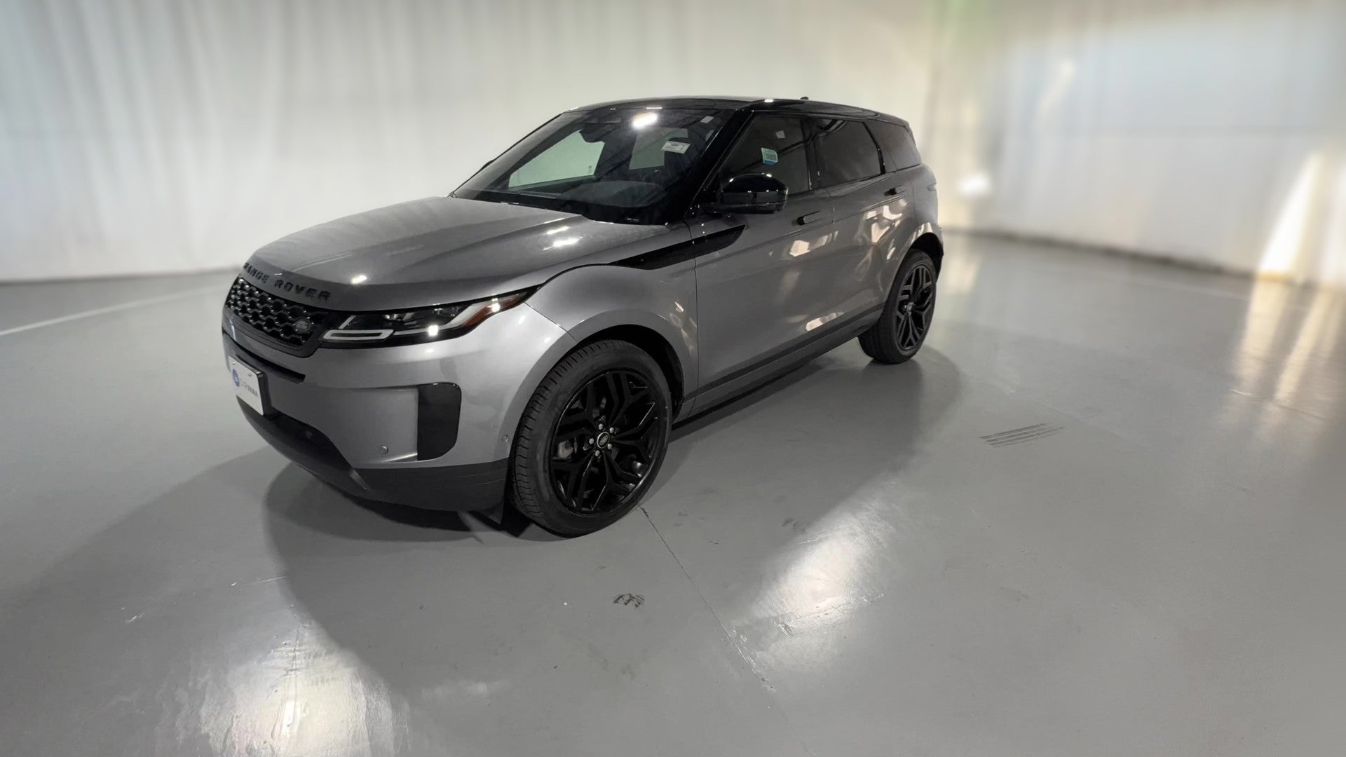 2021 Land Rover Range Rover Evoque vehicle photo