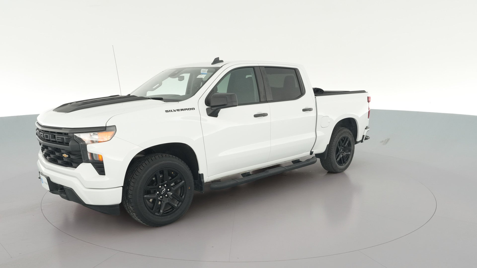 2024 Chevrolet Silverado 1500 Crew Cab vehicle photo