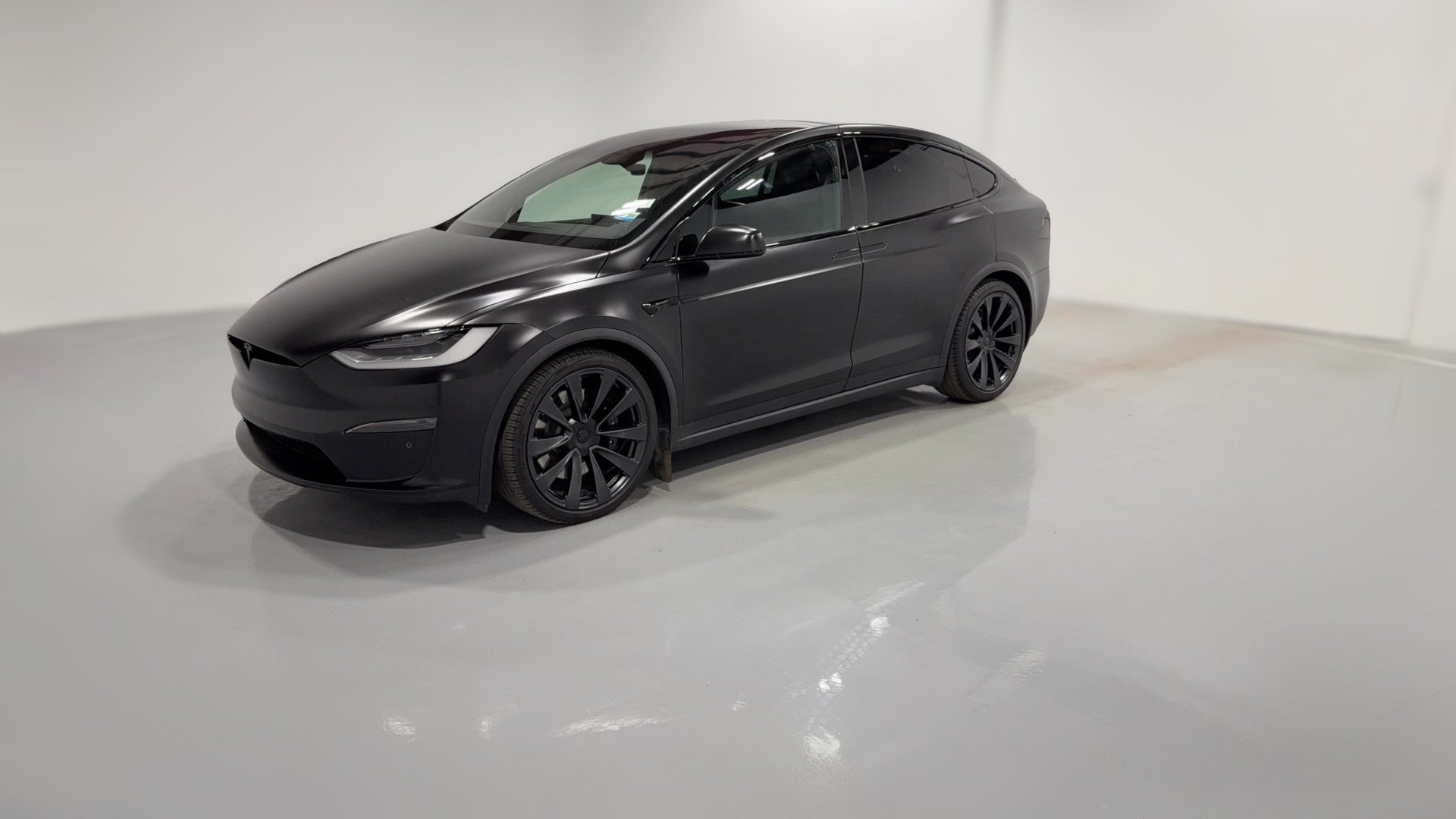 2022 Tesla Model X vehicle photo