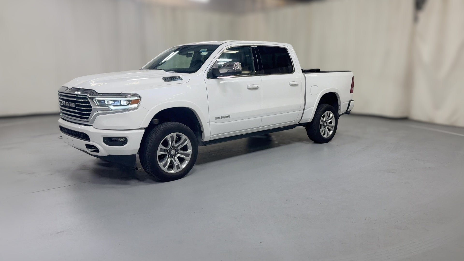 2024 Ram 1500 Crew Cab vehicle photo