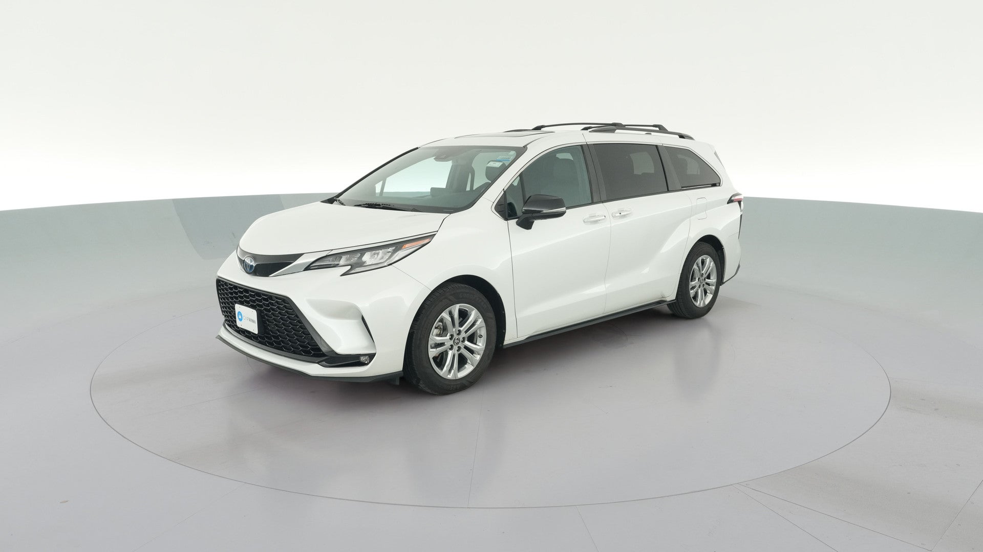2023 Toyota Sienna vehicle photo
