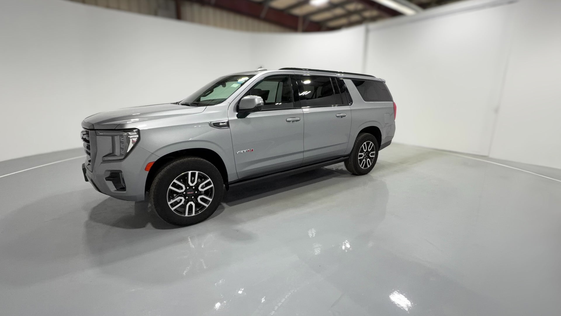 2023 GMC Yukon XL vehicle photo