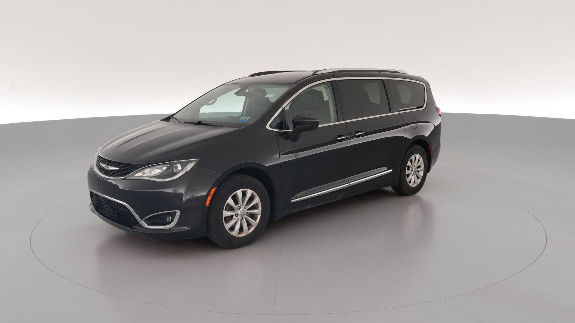 2018 Chrysler Pacifica vehicle photo