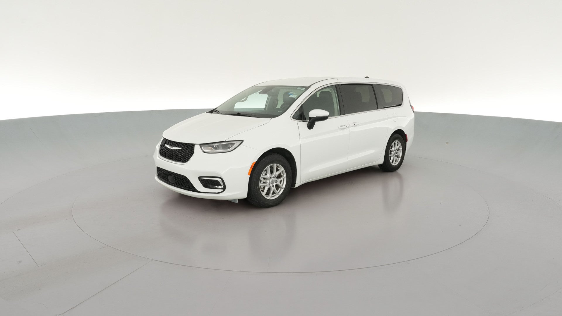2023 Chrysler Pacifica vehicle photo