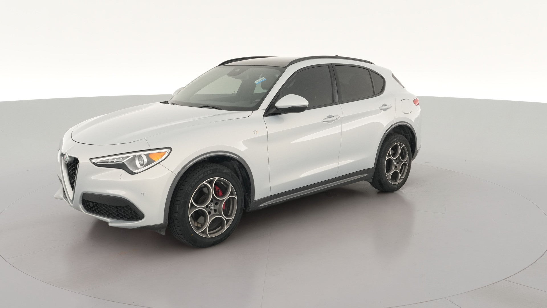 2022 Alfa Romeo Stelvio vehicle photo