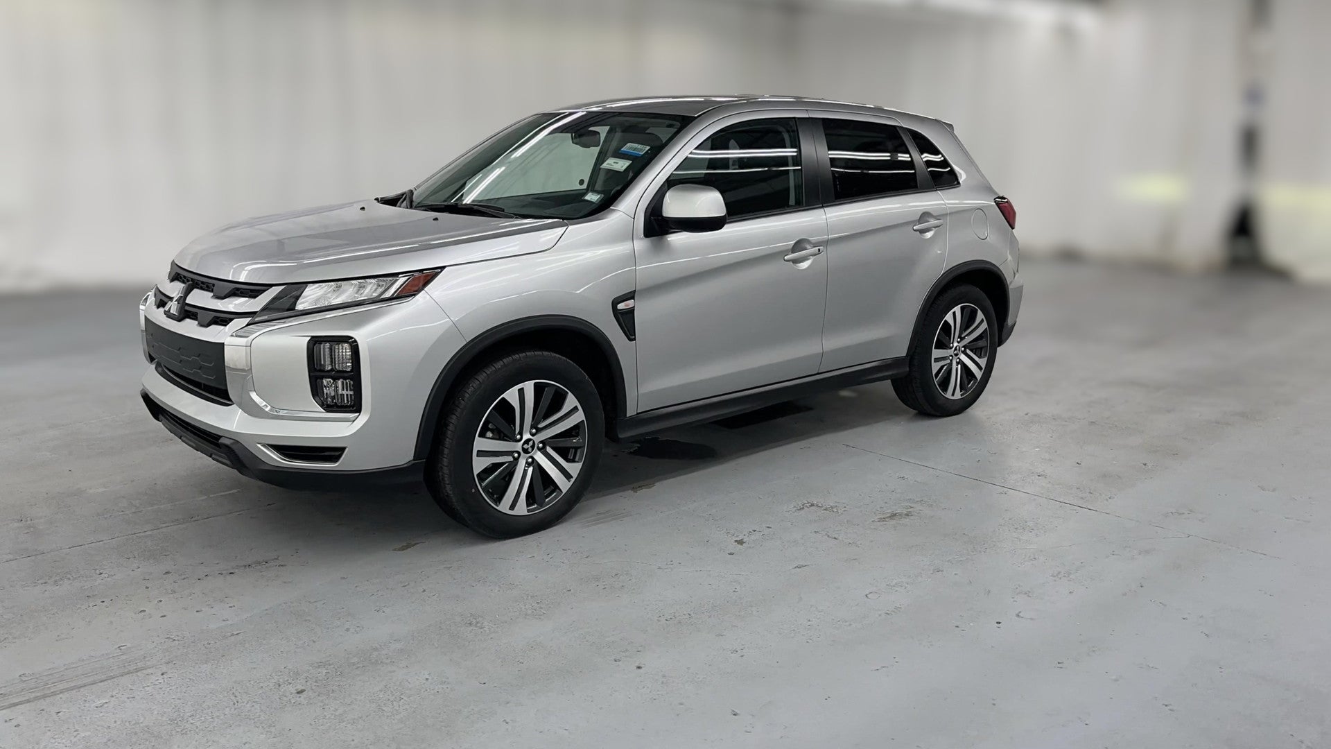 2025 Mitsubishi Outlander Sport vehicle photo