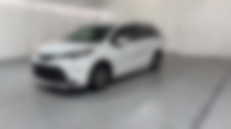 2022 Toyota Sienna vehicle photo