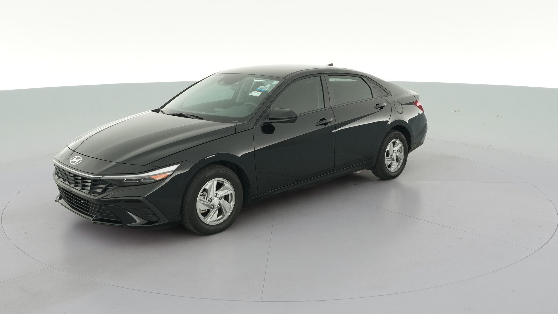 2025 Hyundai Elantra vehicle photo