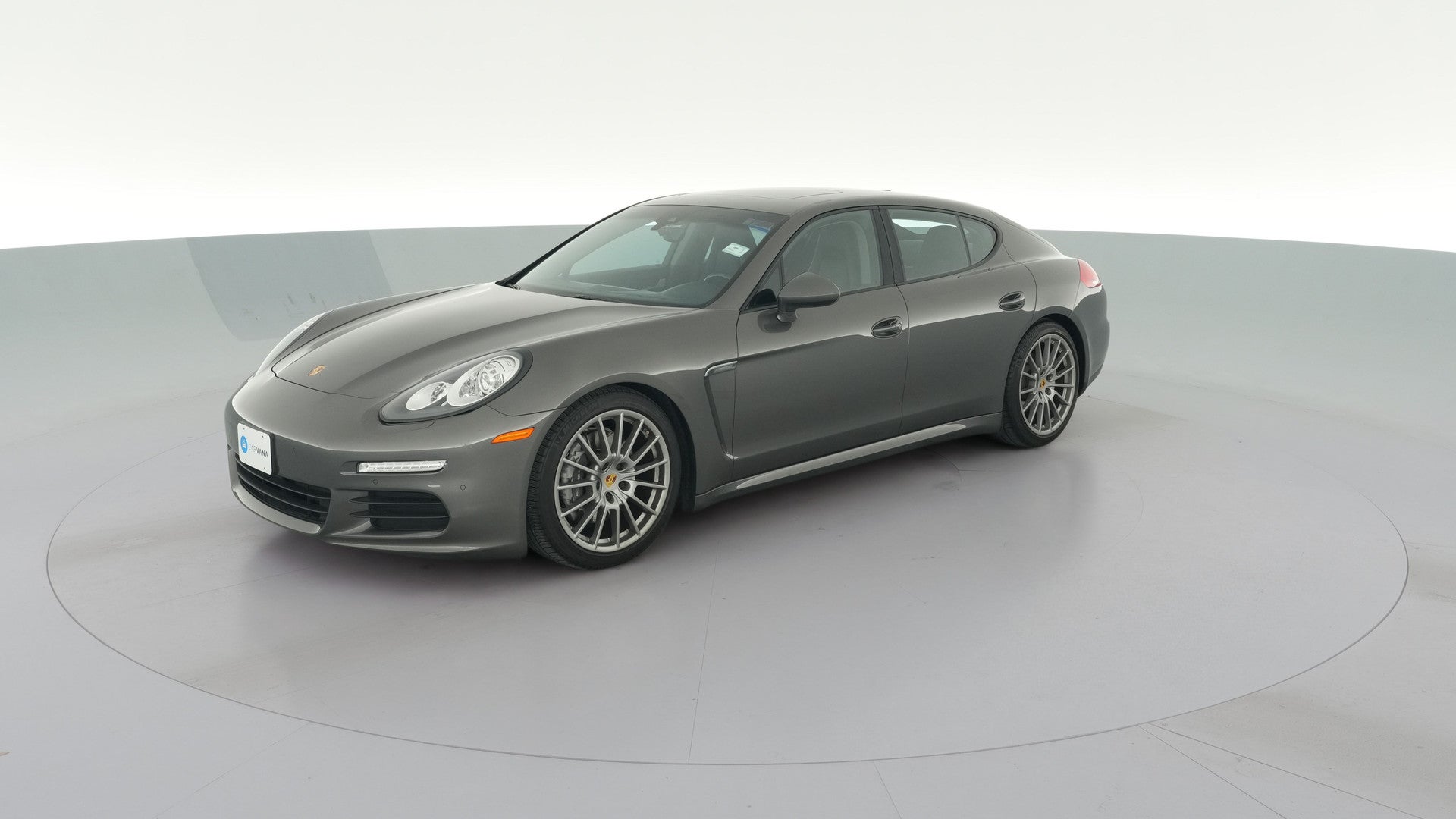 2016 Porsche Panamera vehicle photo