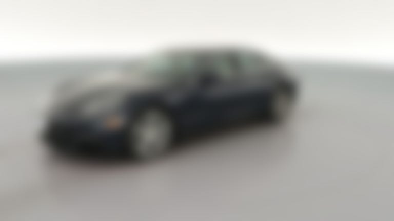 2018 Porsche Panamera vehicle photo