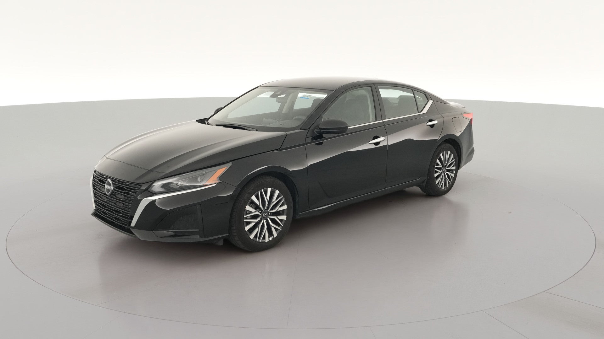 2025 Nissan Altima vehicle photo