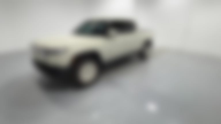 2025 Rivian R1T vehicle photo