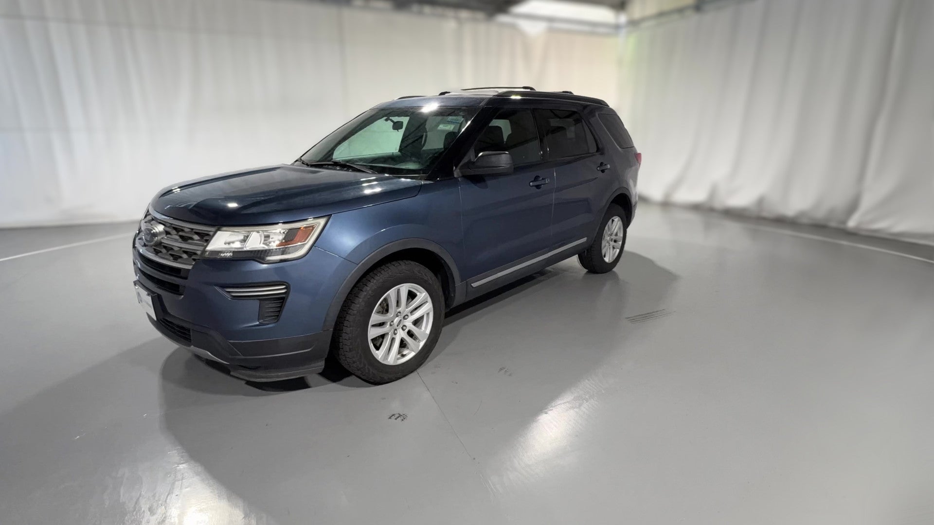 2018 Ford Explorer vehicle photo