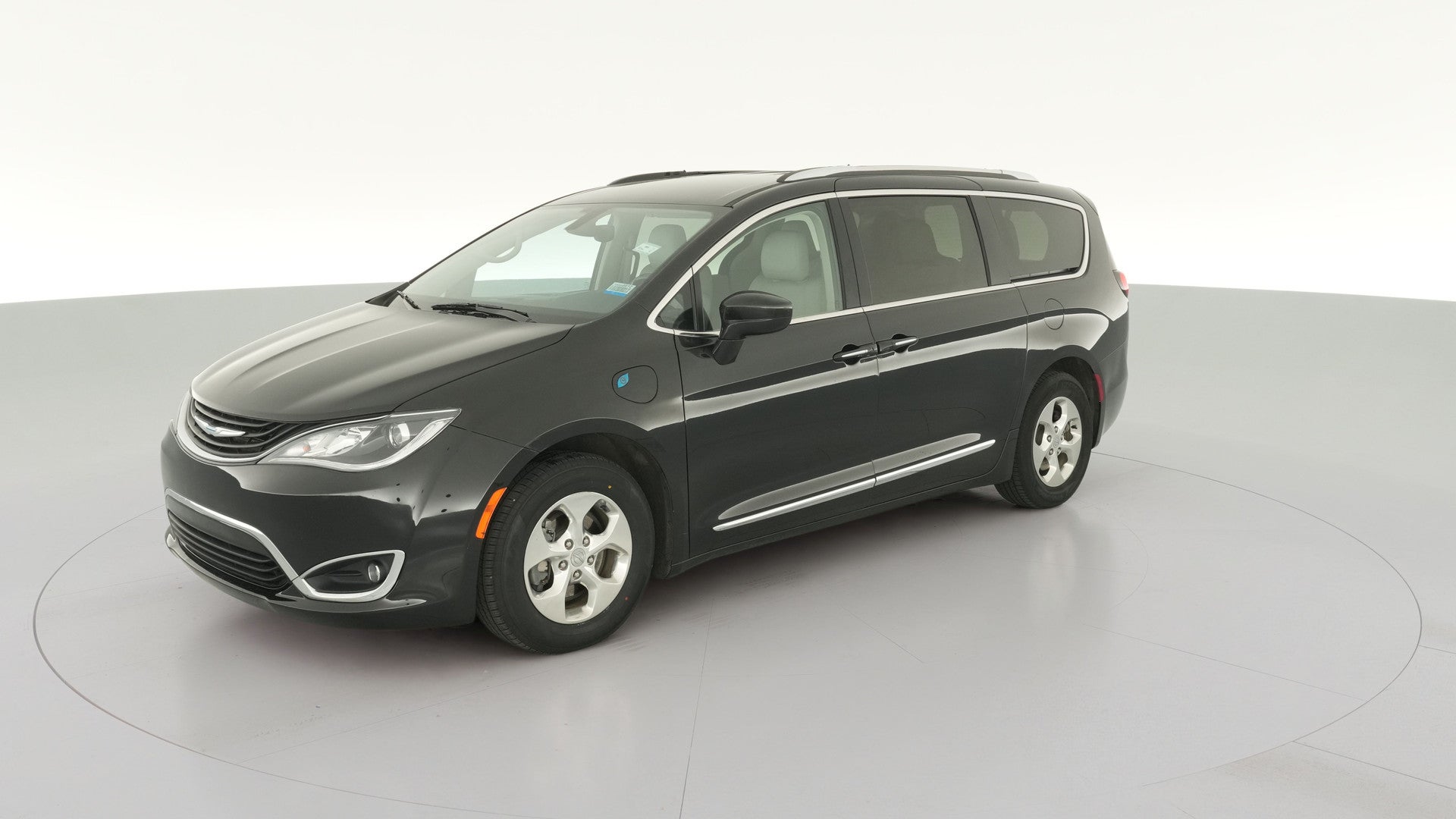 2019 Chrysler Pacifica Hybrid vehicle photo