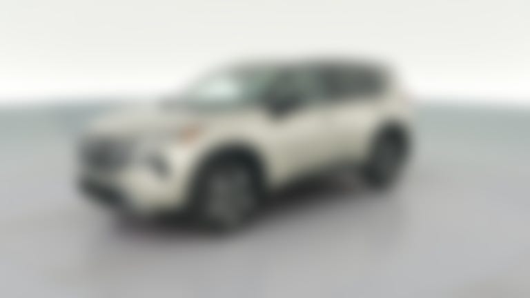 2025 Nissan Rogue vehicle photo