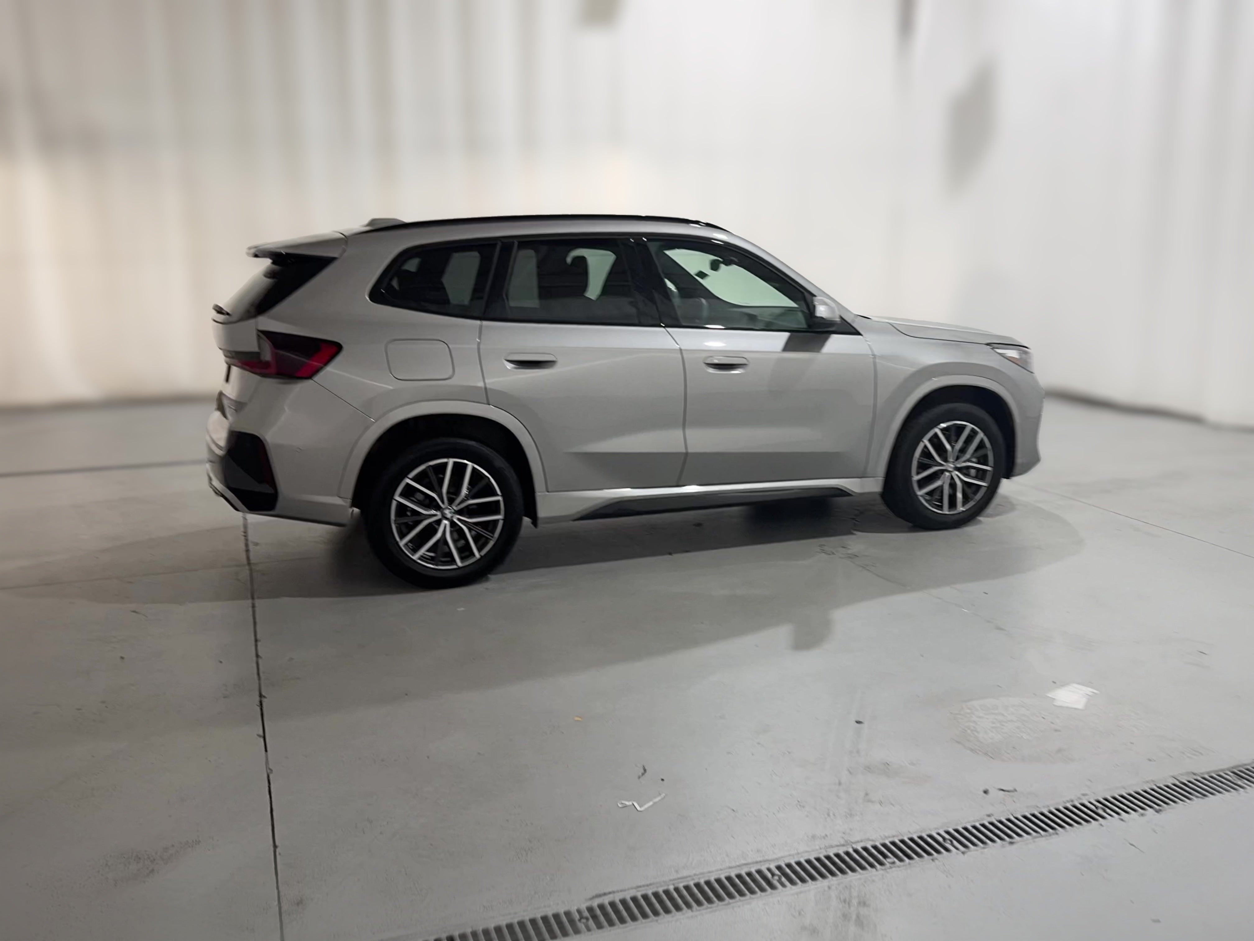 2026 BMW X1 28i - Photo 34