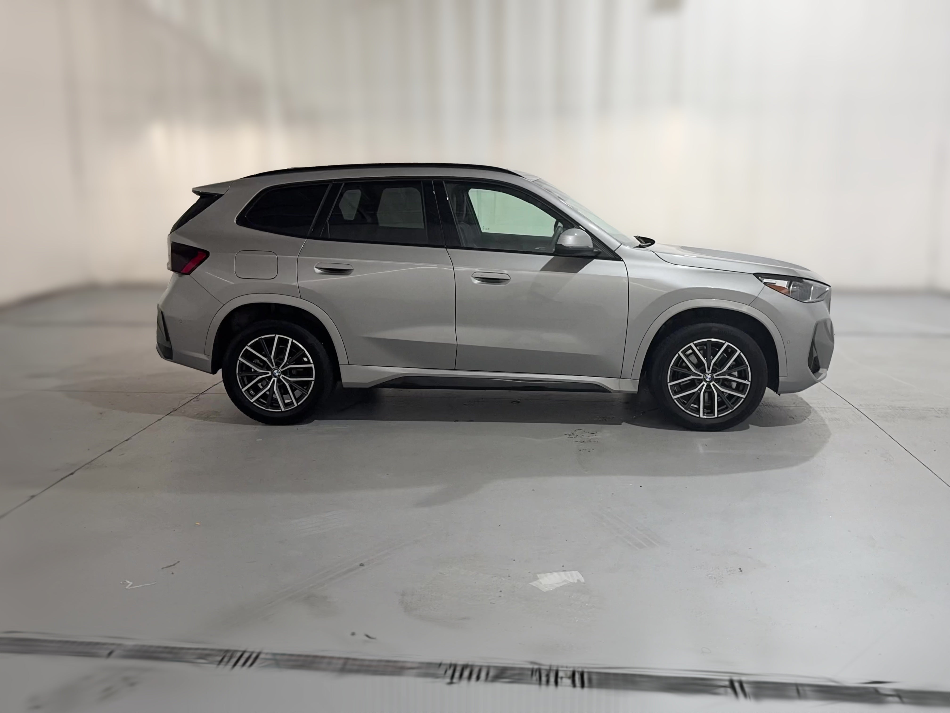 2026 BMW X1 28i - Photo 35