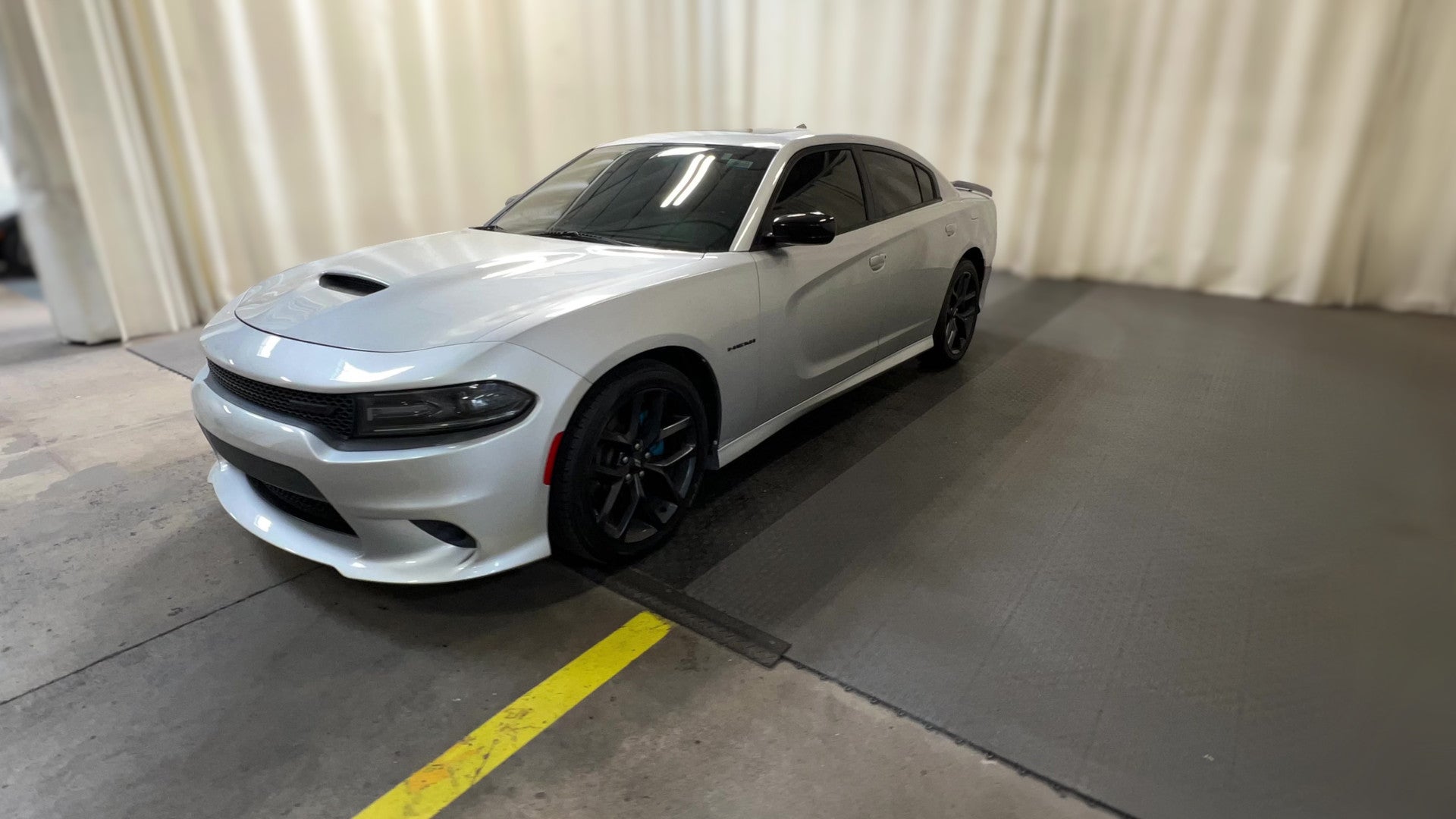 2020 Dodge Charger vehicle photo