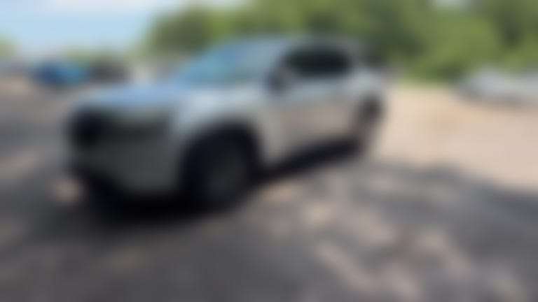2025 Nissan Pathfinder vehicle photo