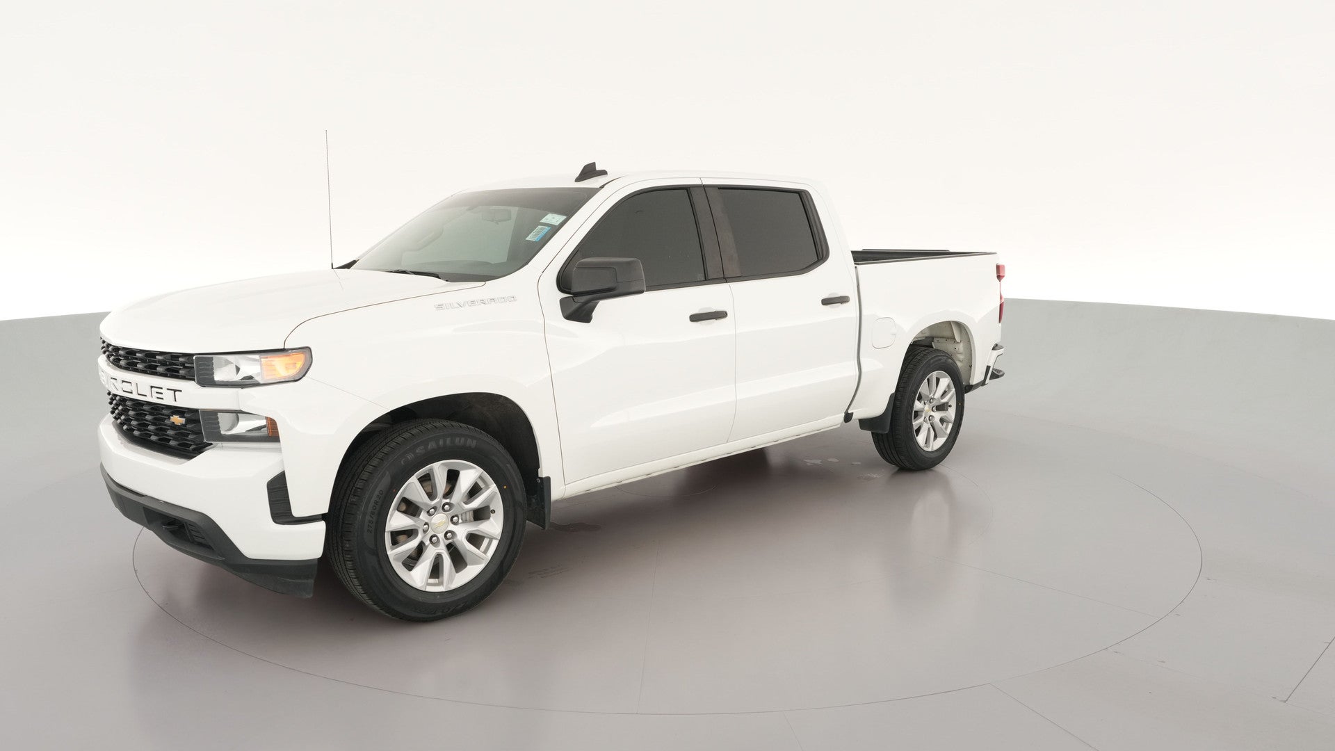 2021 Chevrolet Silverado 1500 Crew Cab vehicle photo