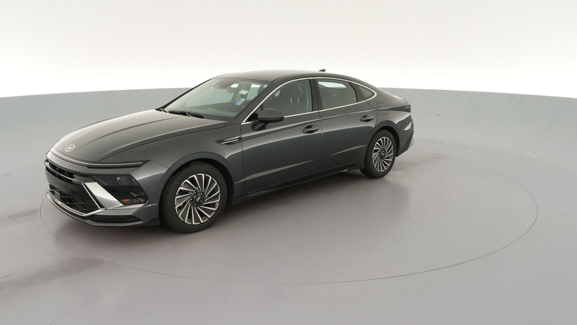 2025 Hyundai Sonata Hybrid vehicle photo