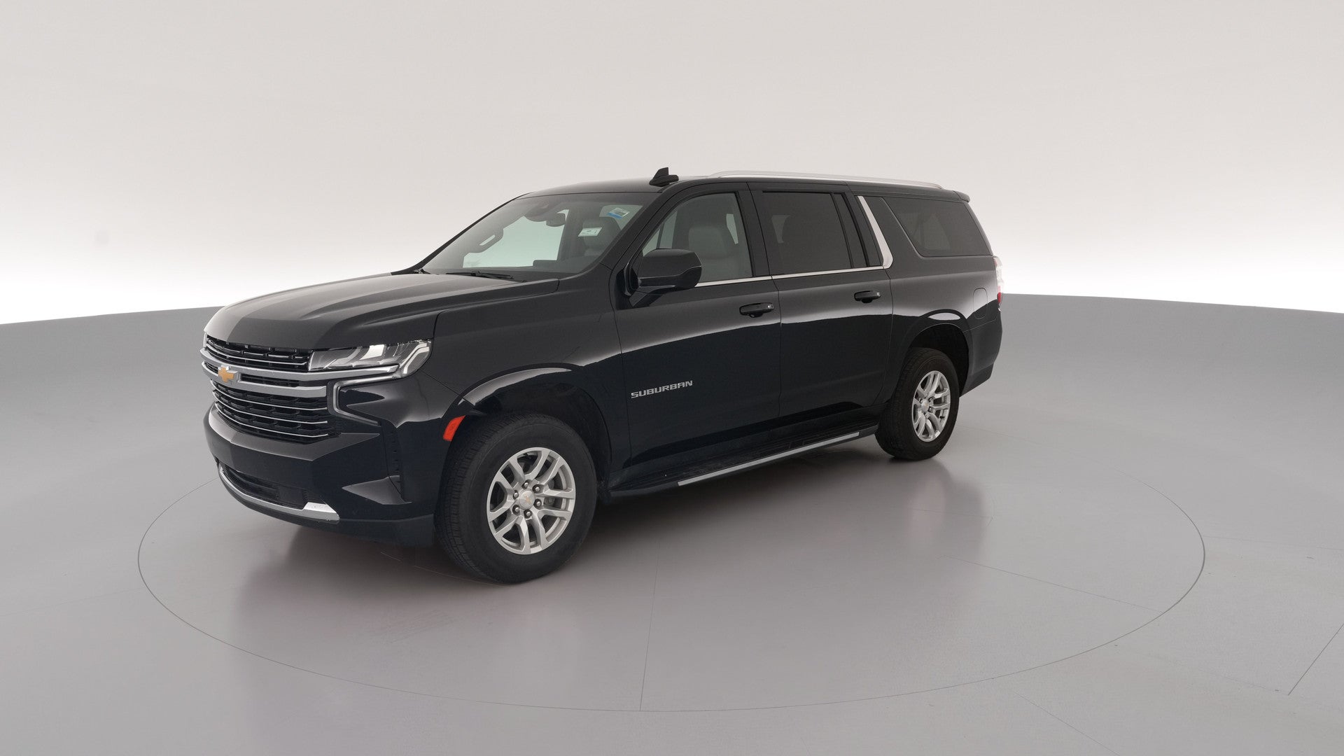 2023 Chevrolet Suburban vehicle photo