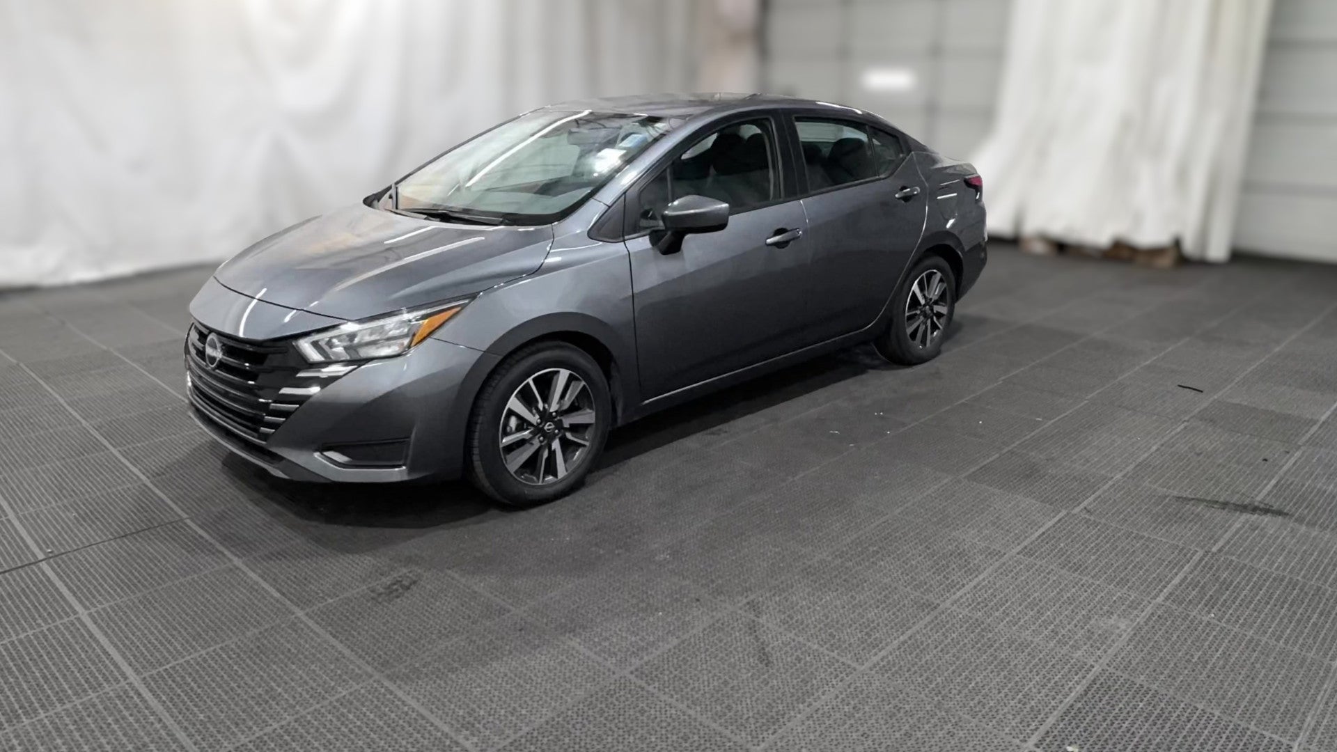 2025 Nissan Versa vehicle photo