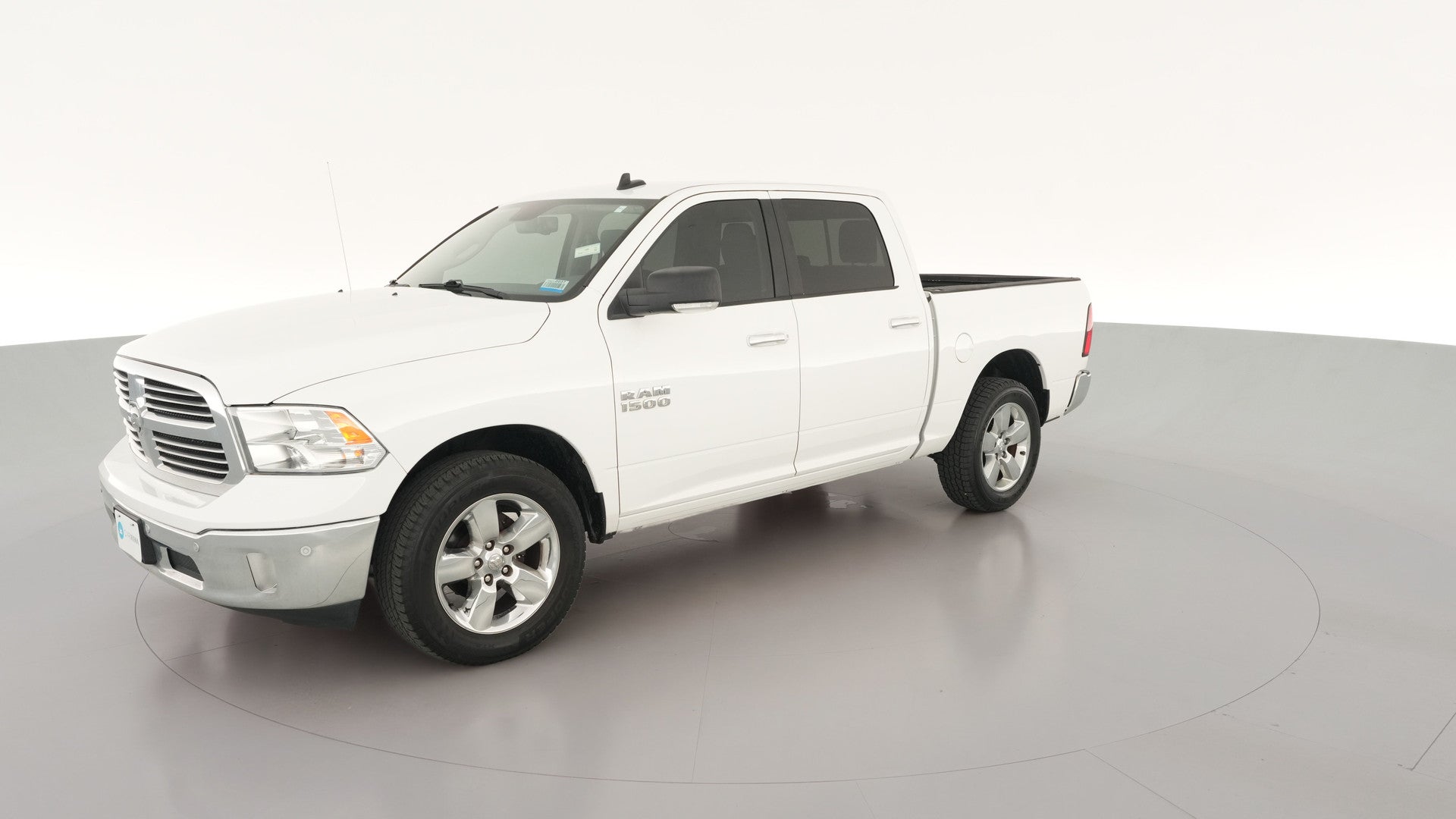 2018 Ram 1500 Crew Cab vehicle photo
