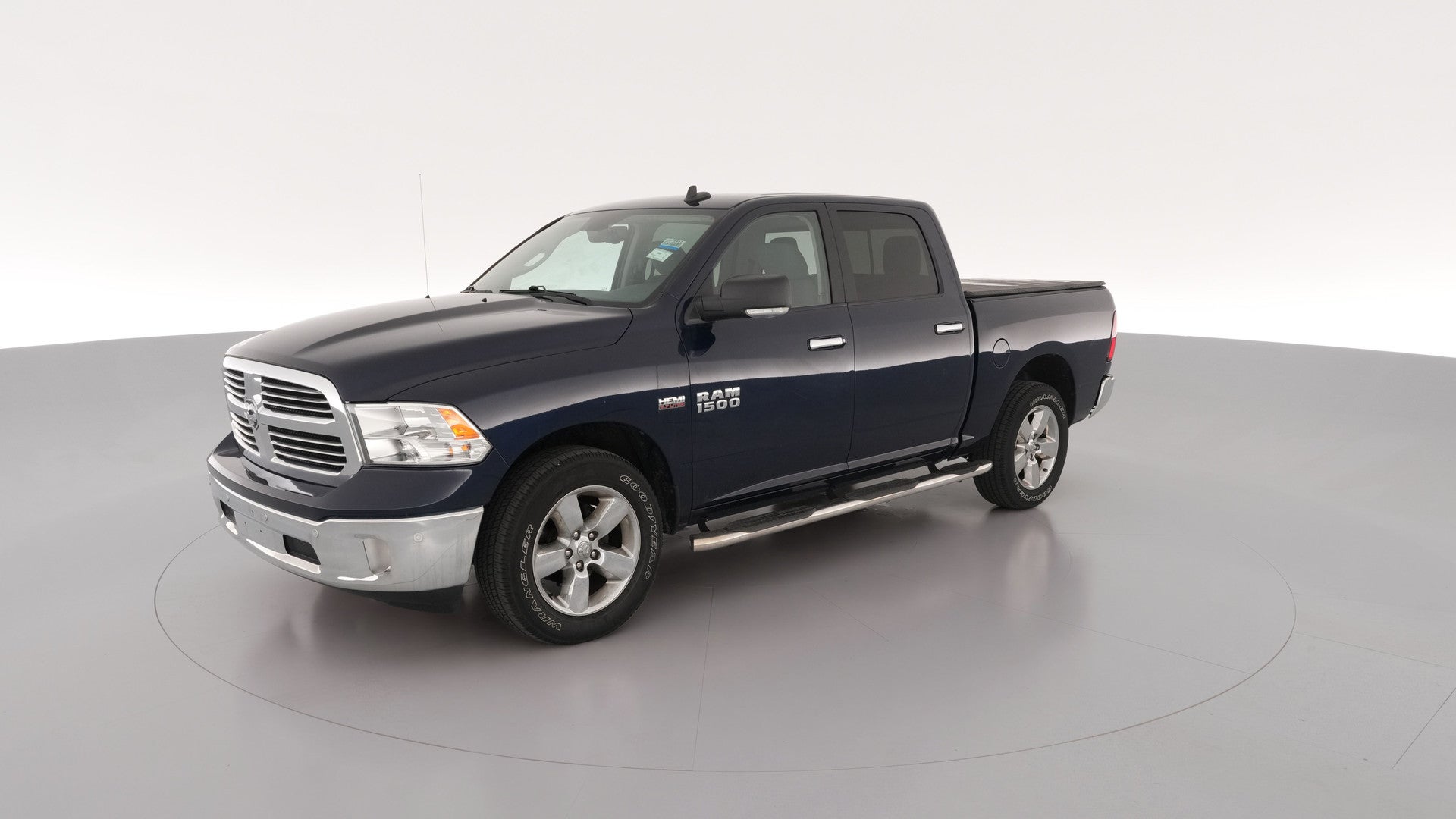 2018 Ram 1500 Crew Cab vehicle photo