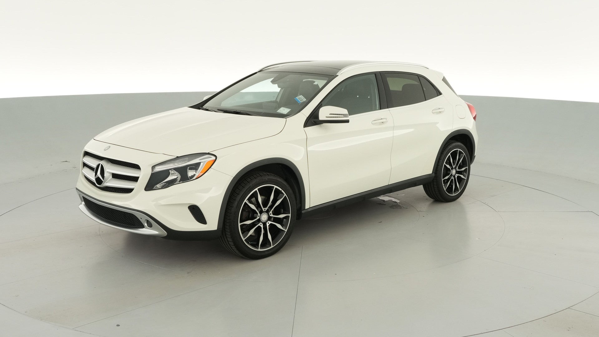 2017 Mercedes-Benz GLA vehicle photo