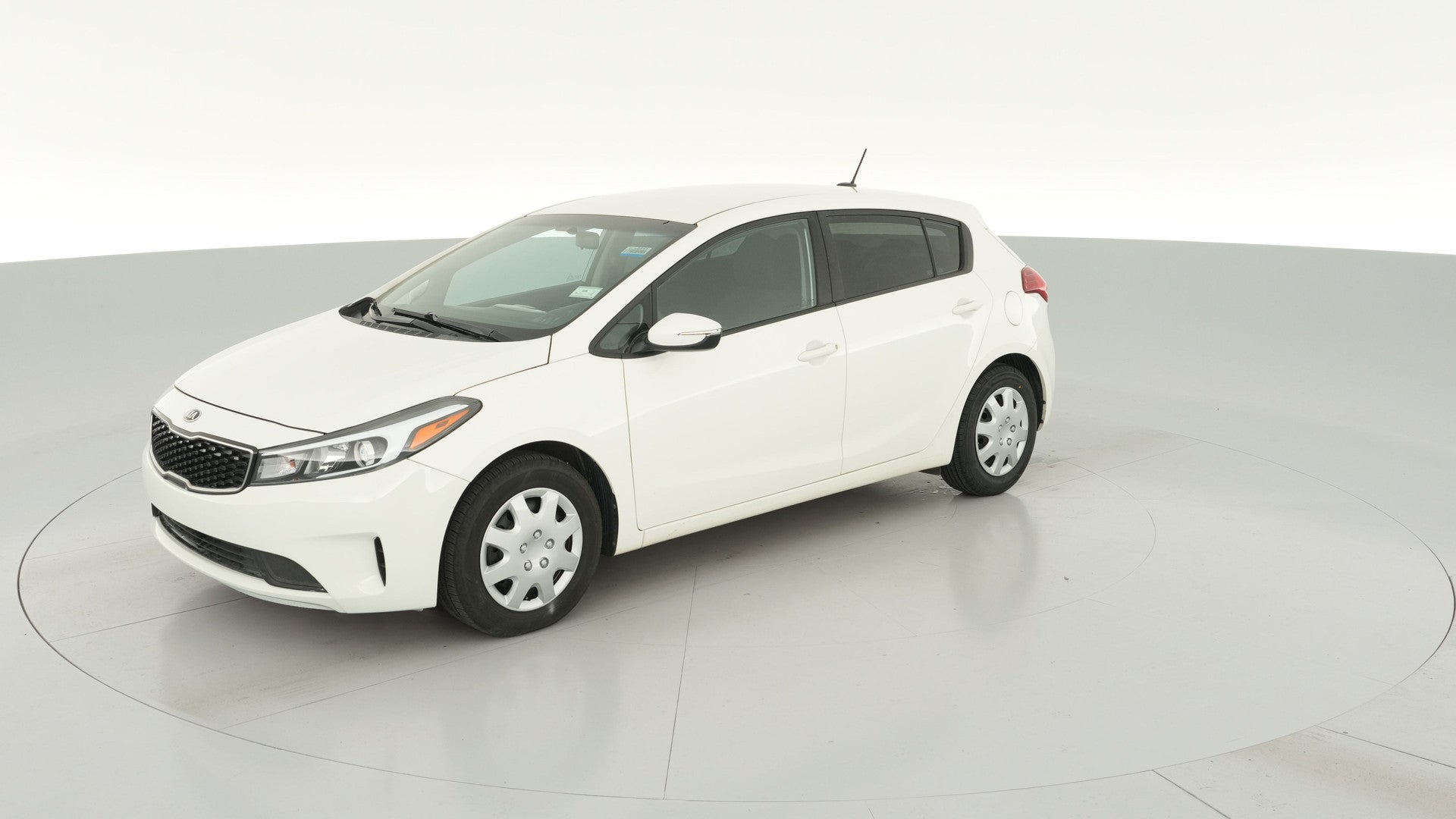 2017 Kia Forte5 vehicle photo