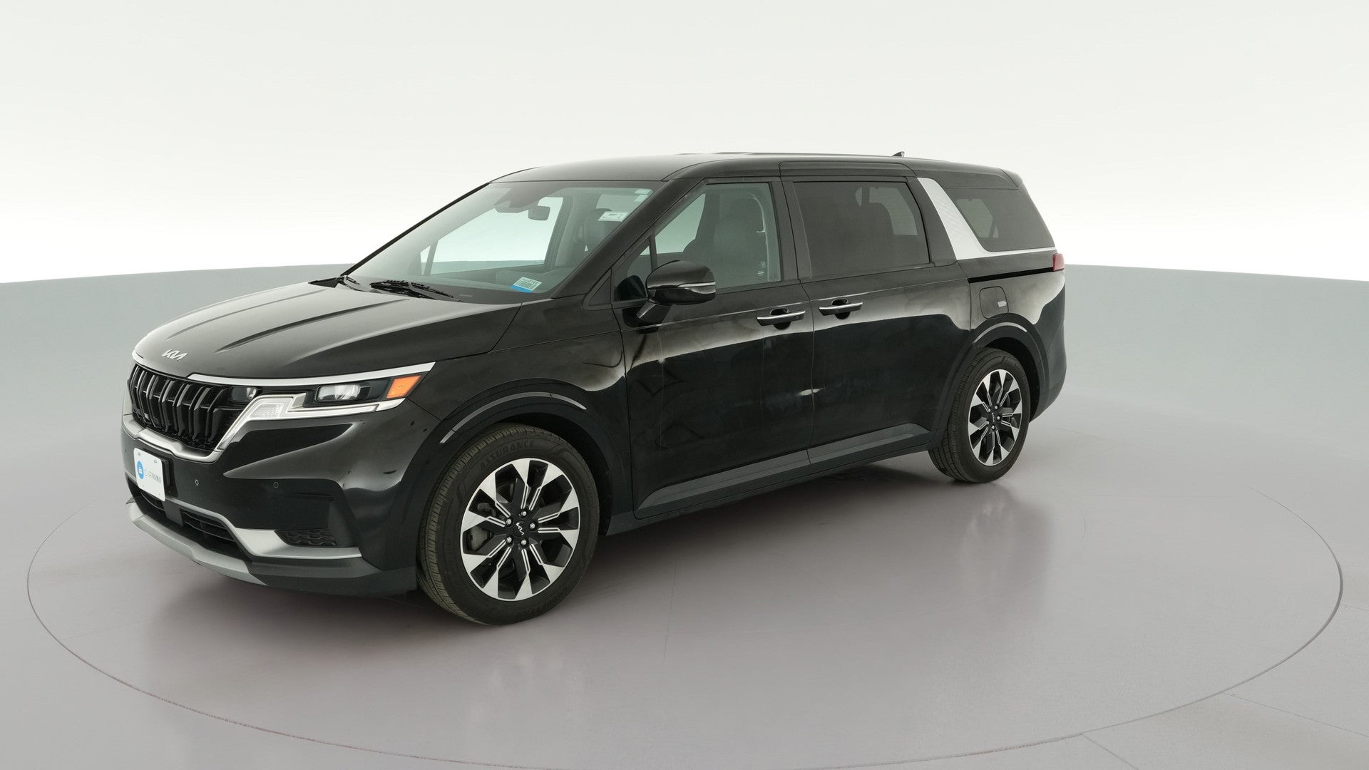 2024 Kia Carnival vehicle photo