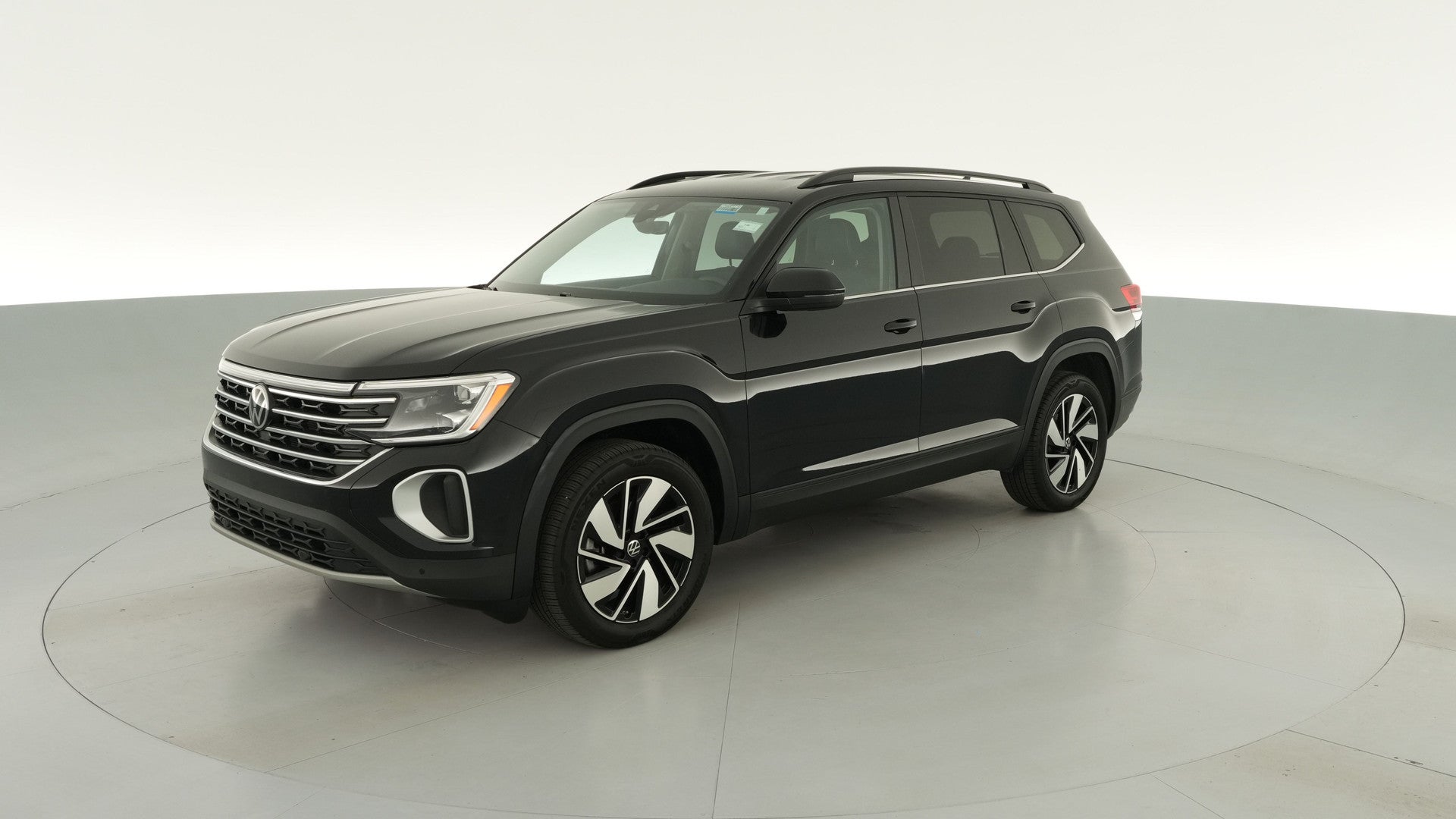 2025 Volkswagen Atlas vehicle photo