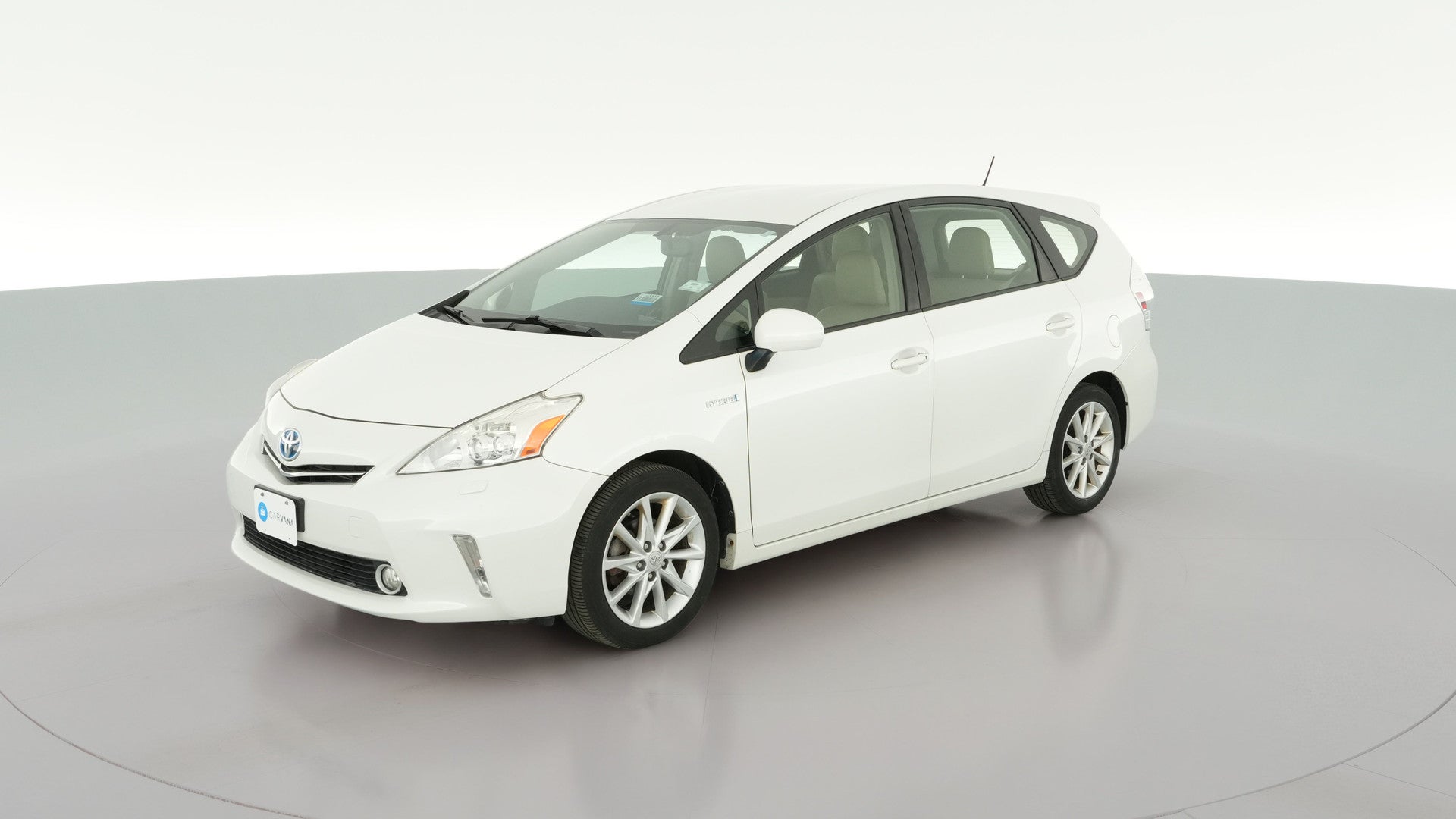 2014 Toyota Prius v vehicle photo