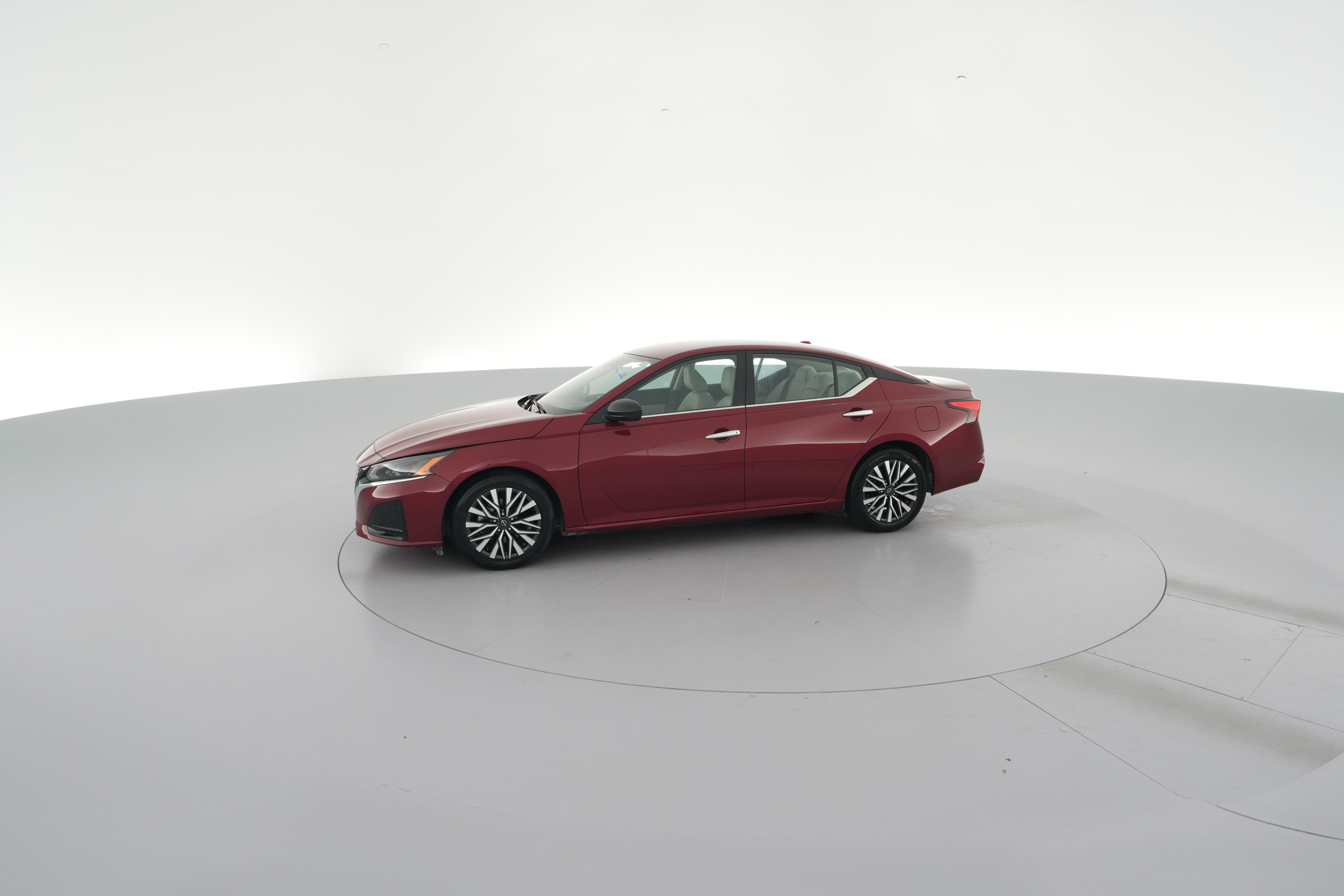 2025 Nissan Altima SV - Photo 23