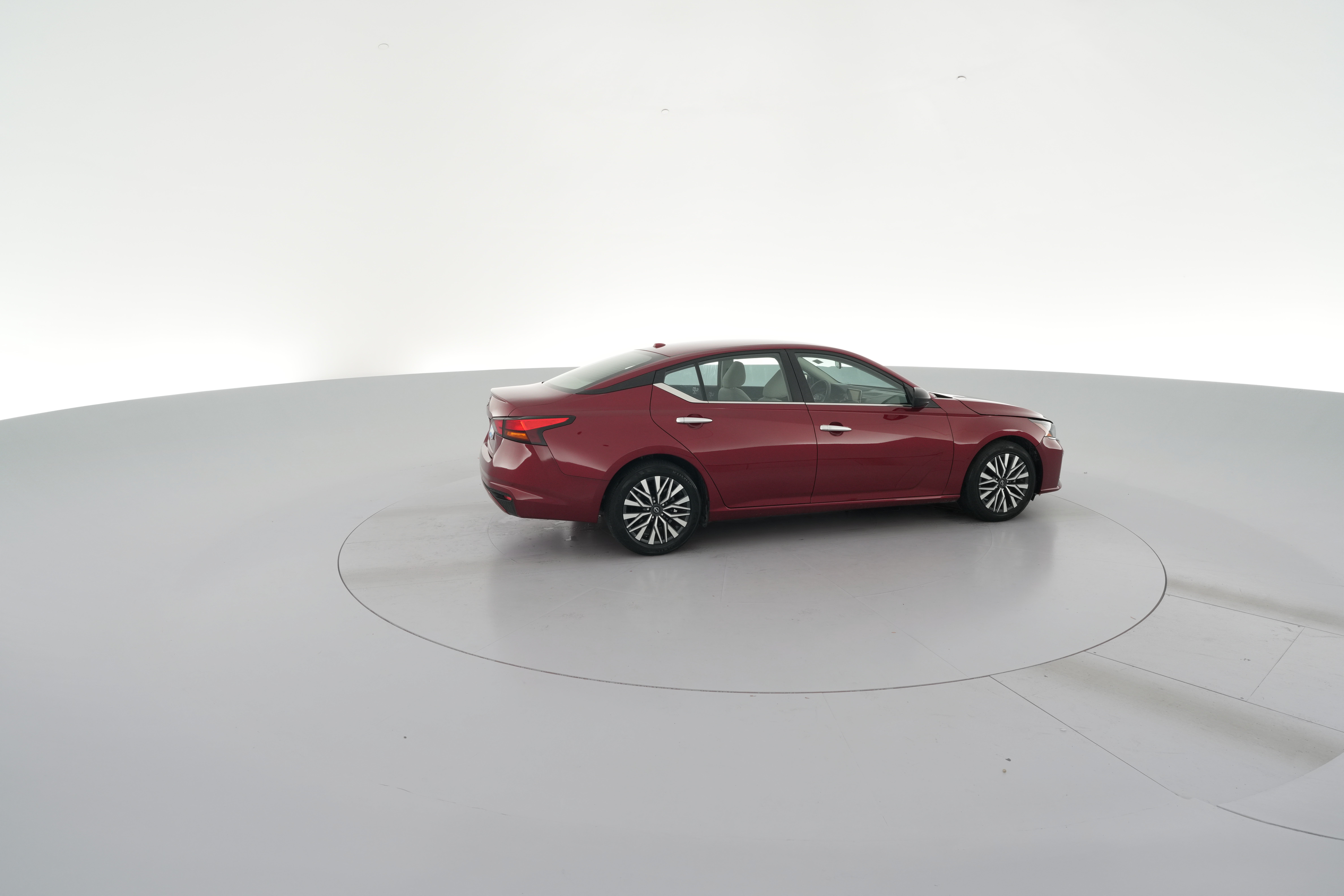 2025 Nissan Altima SV - Photo 31