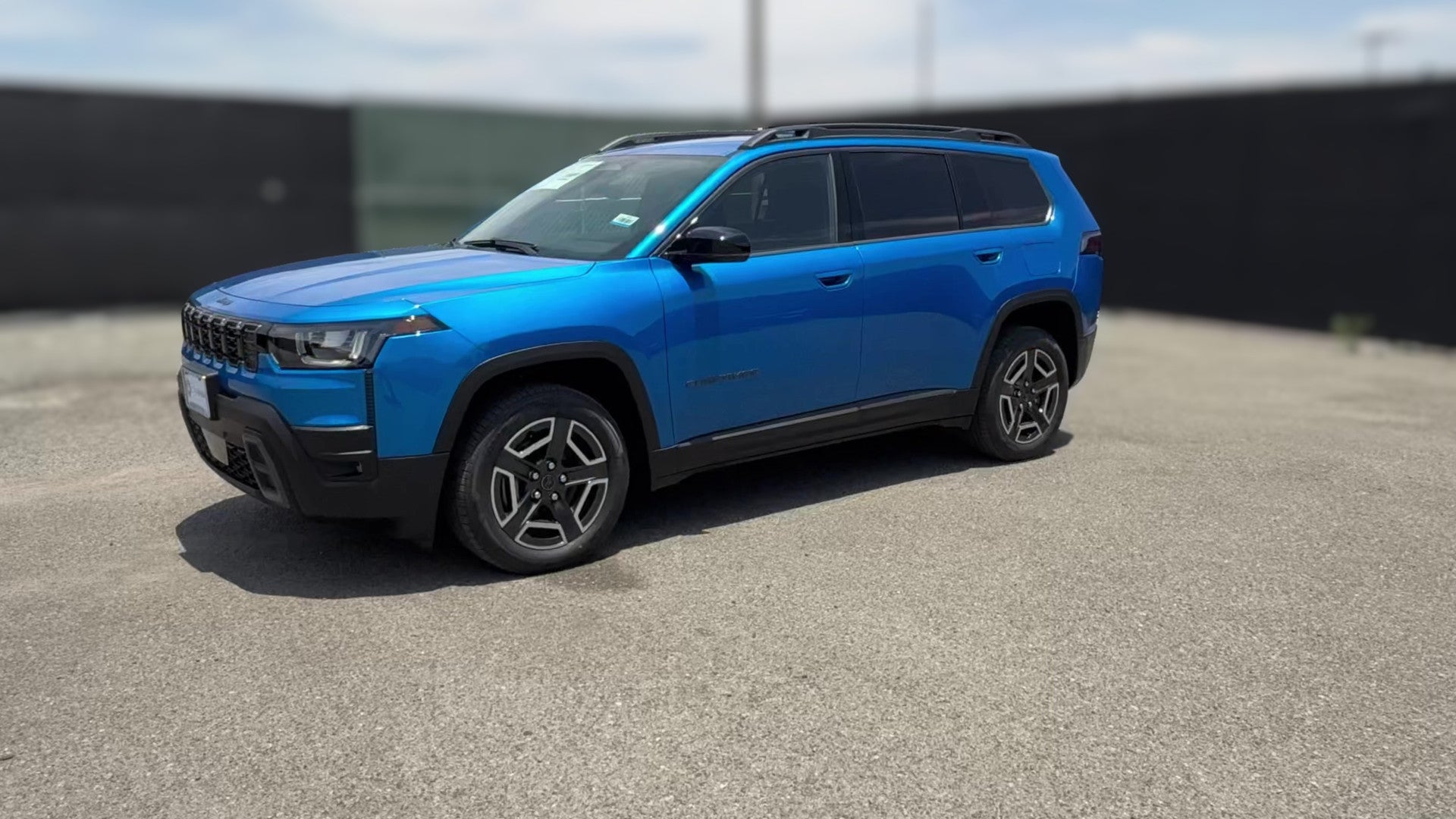 2026 Jeep Cherokee vehicle photo