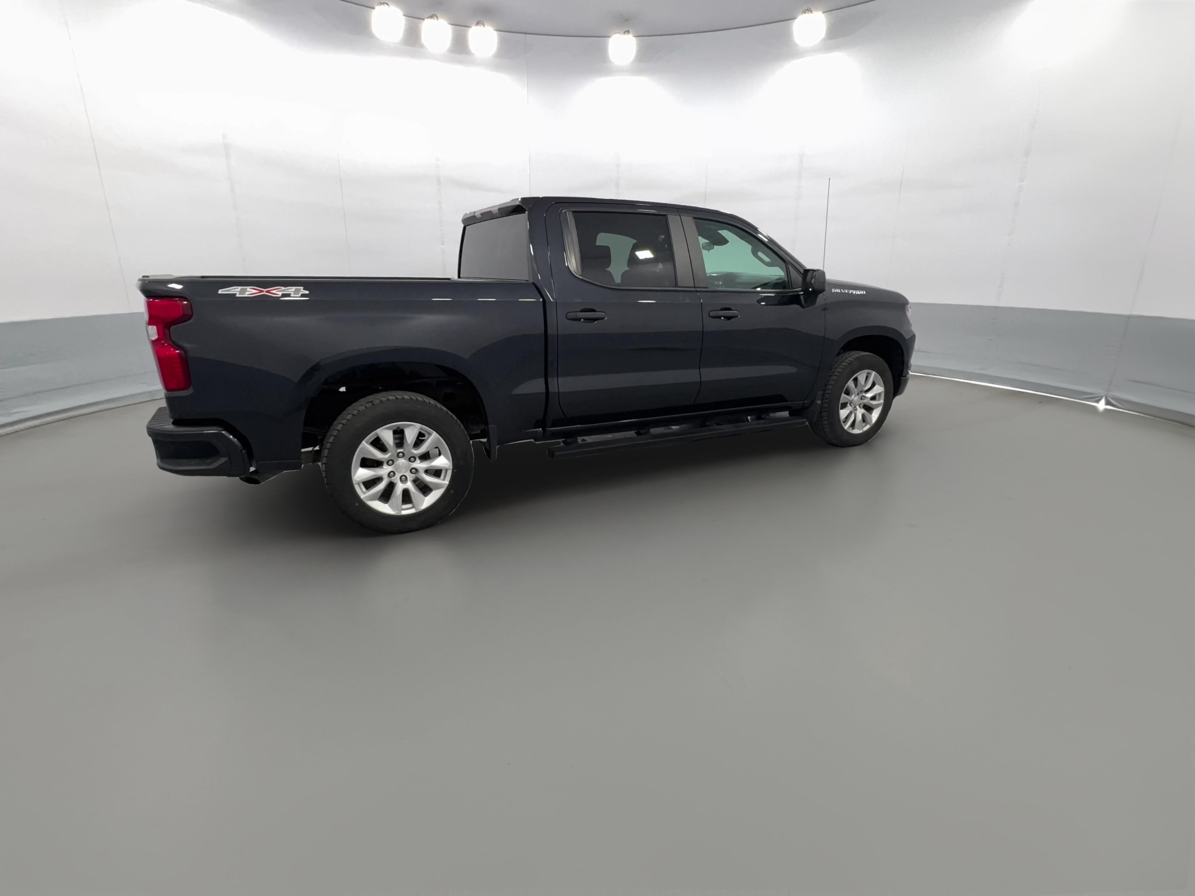 2023 Chevrolet Silverado 1500 Custom - Photo 33