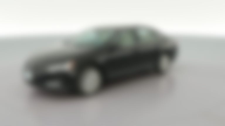 2016 Volkswagen Passat vehicle photo