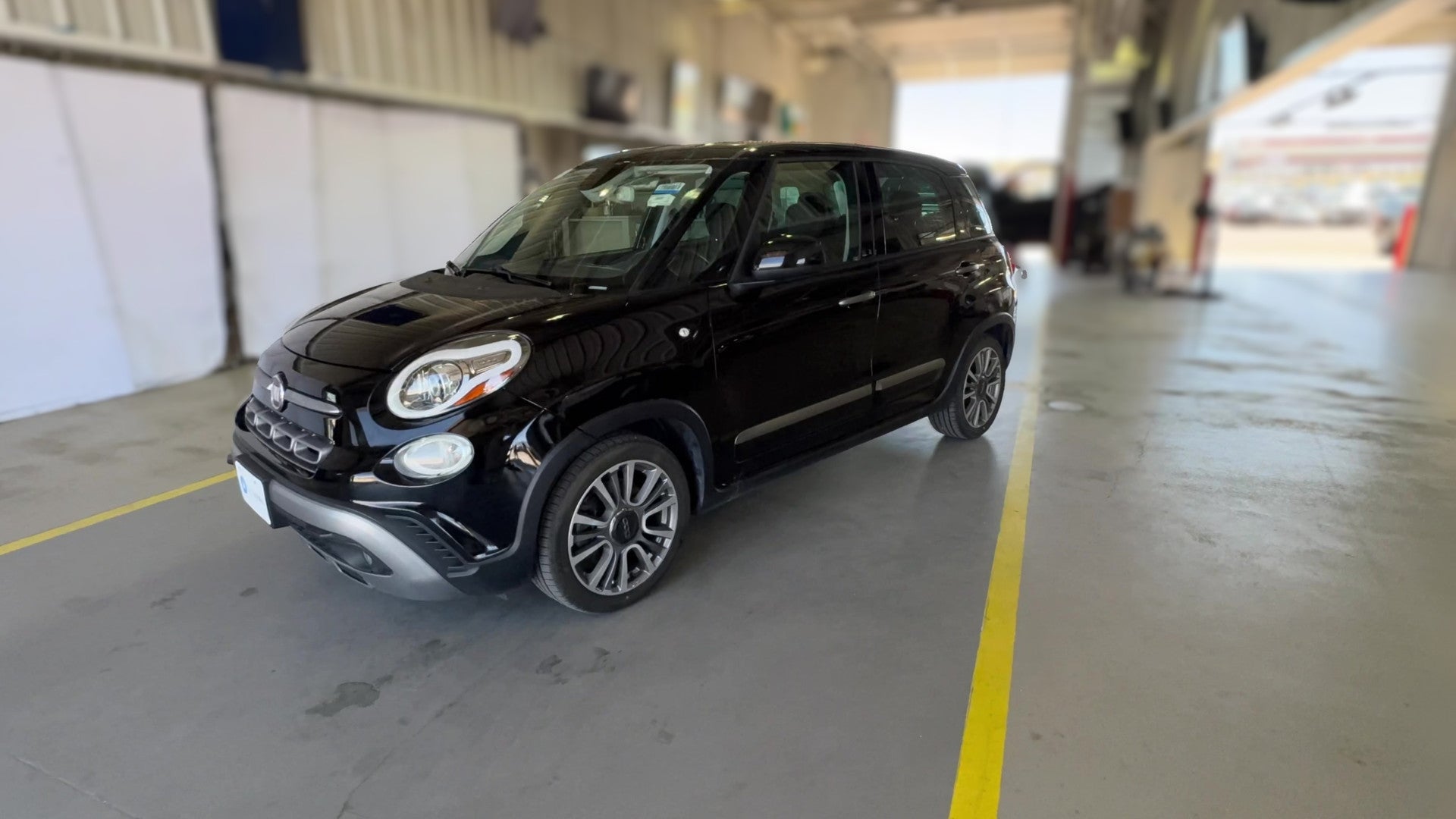 2018 FIAT 500L vehicle photo