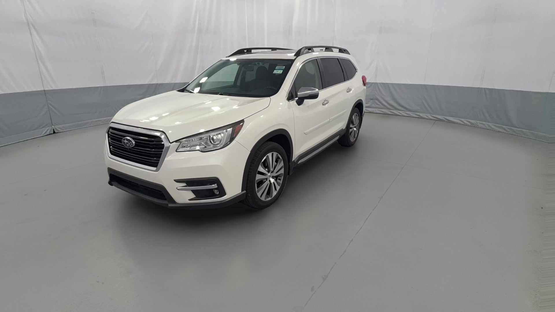 2020 Subaru Ascent vehicle photo