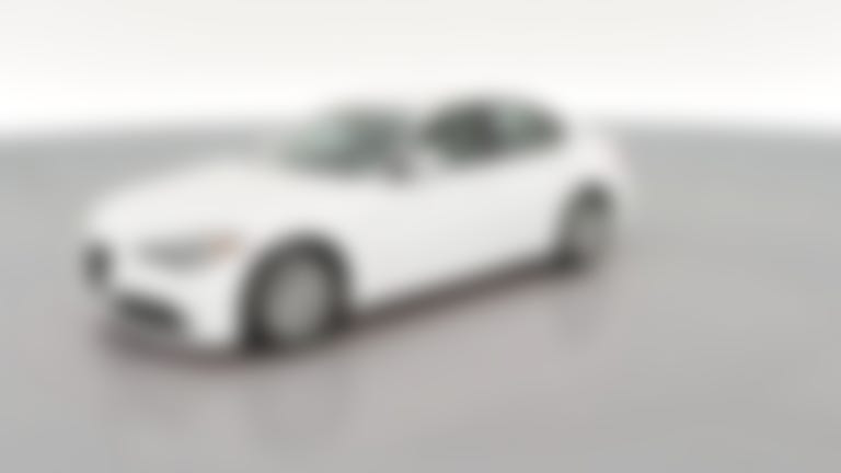 2022 Alfa Romeo Giulia vehicle photo