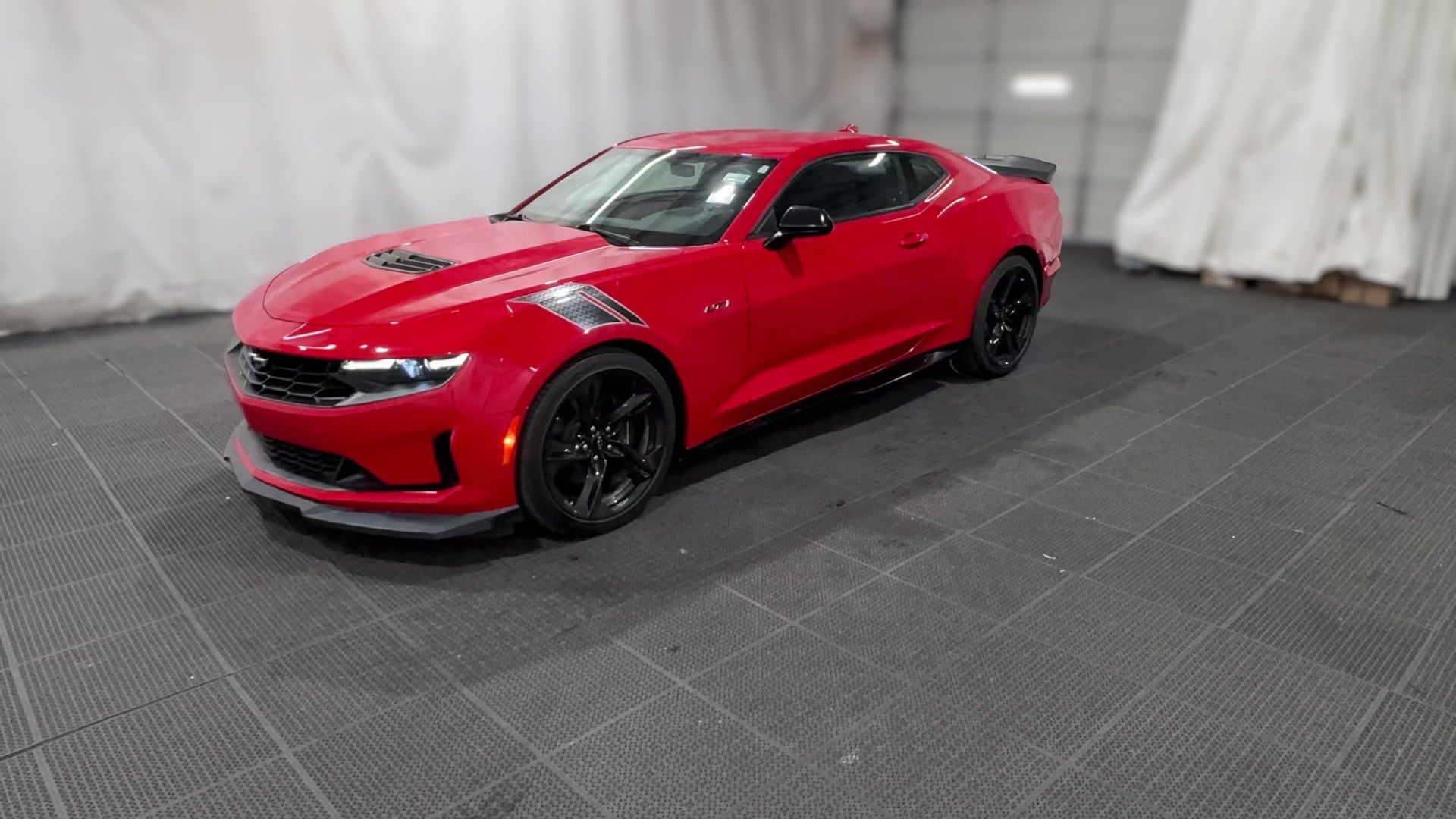 2023 Chevrolet Camaro vehicle photo