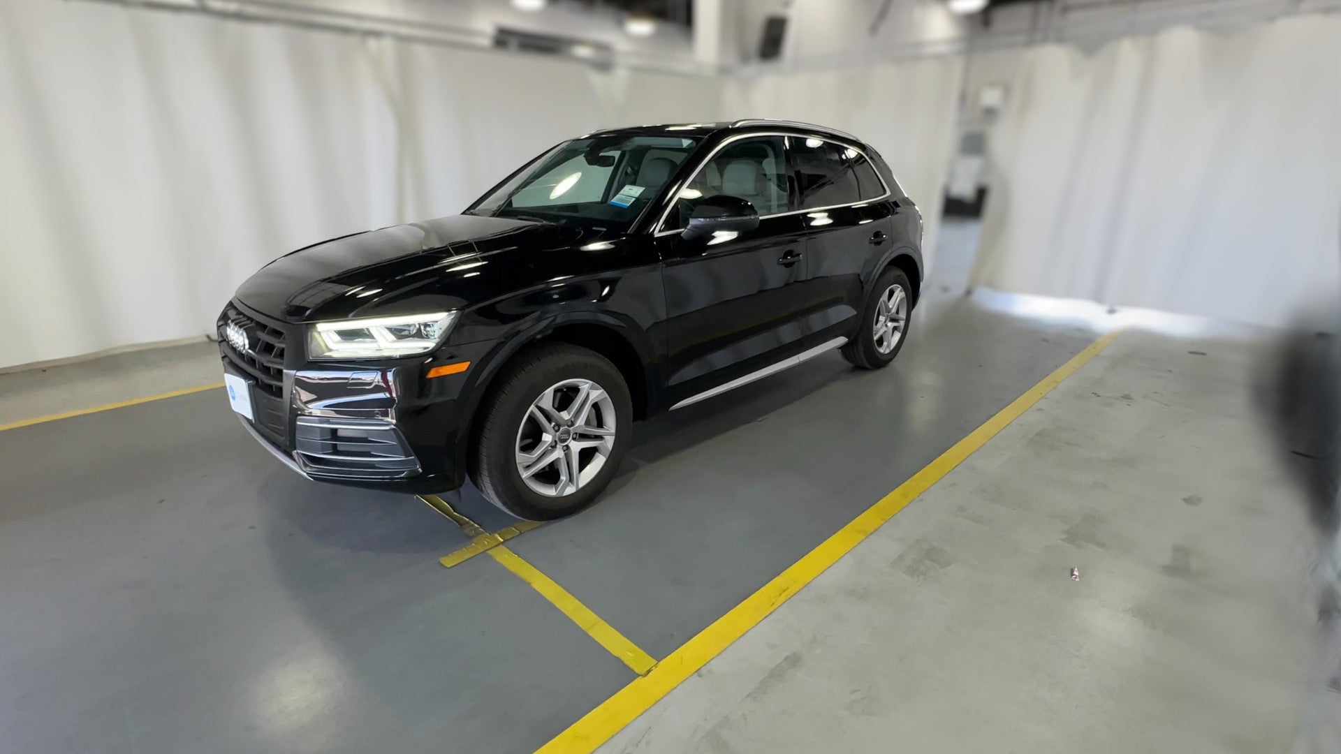 2018 Audi Q5 vehicle photo