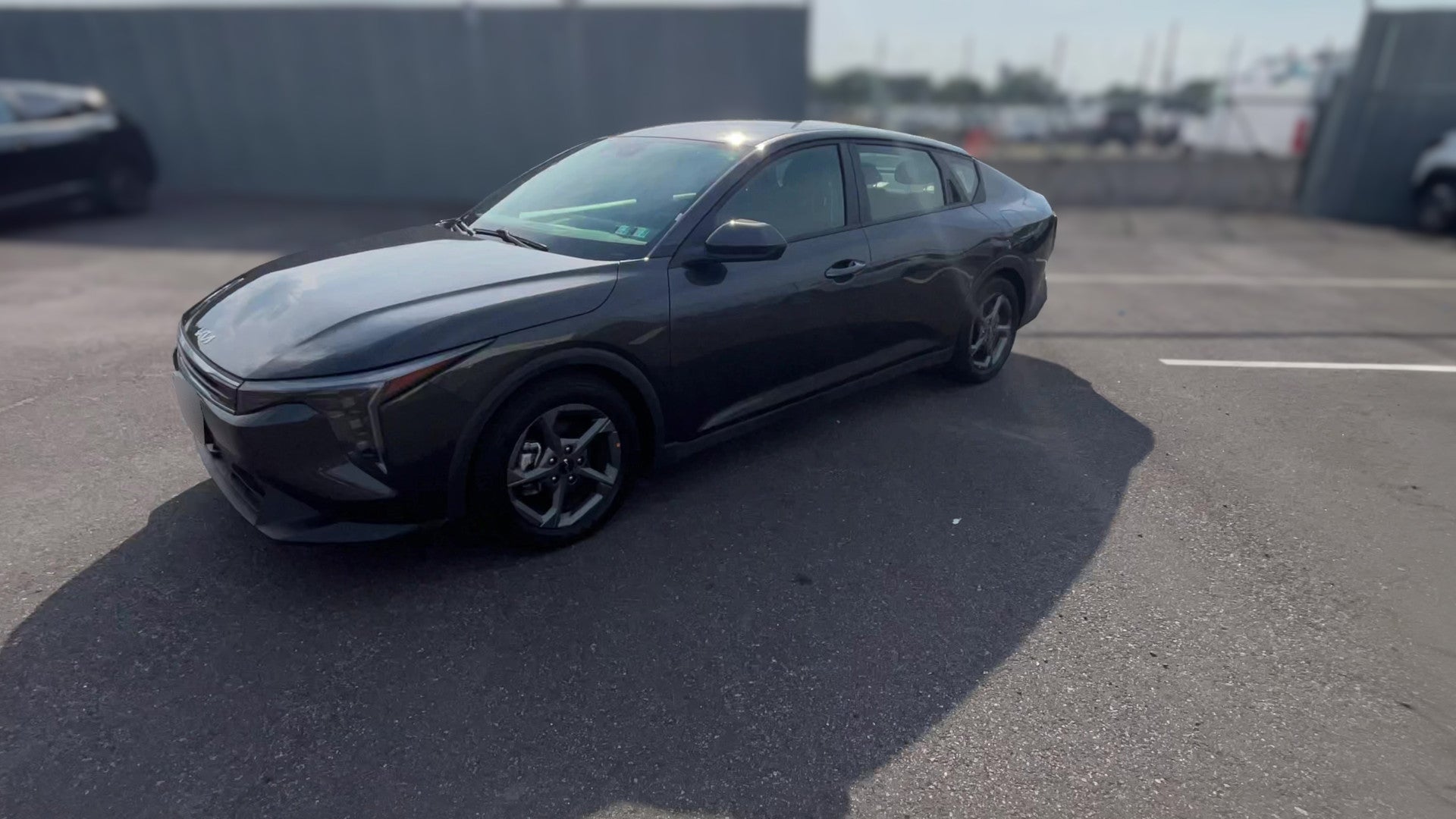 2025 Kia K4 vehicle photo