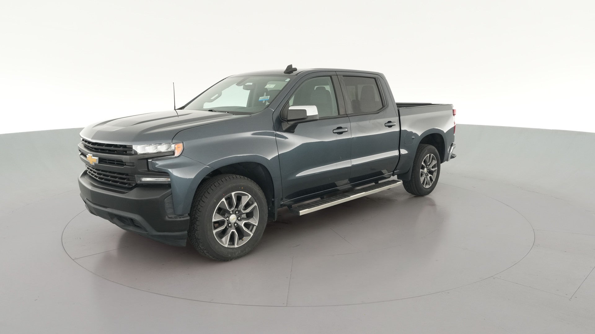 2020 Chevrolet Silverado 1500 Crew Cab vehicle photo
