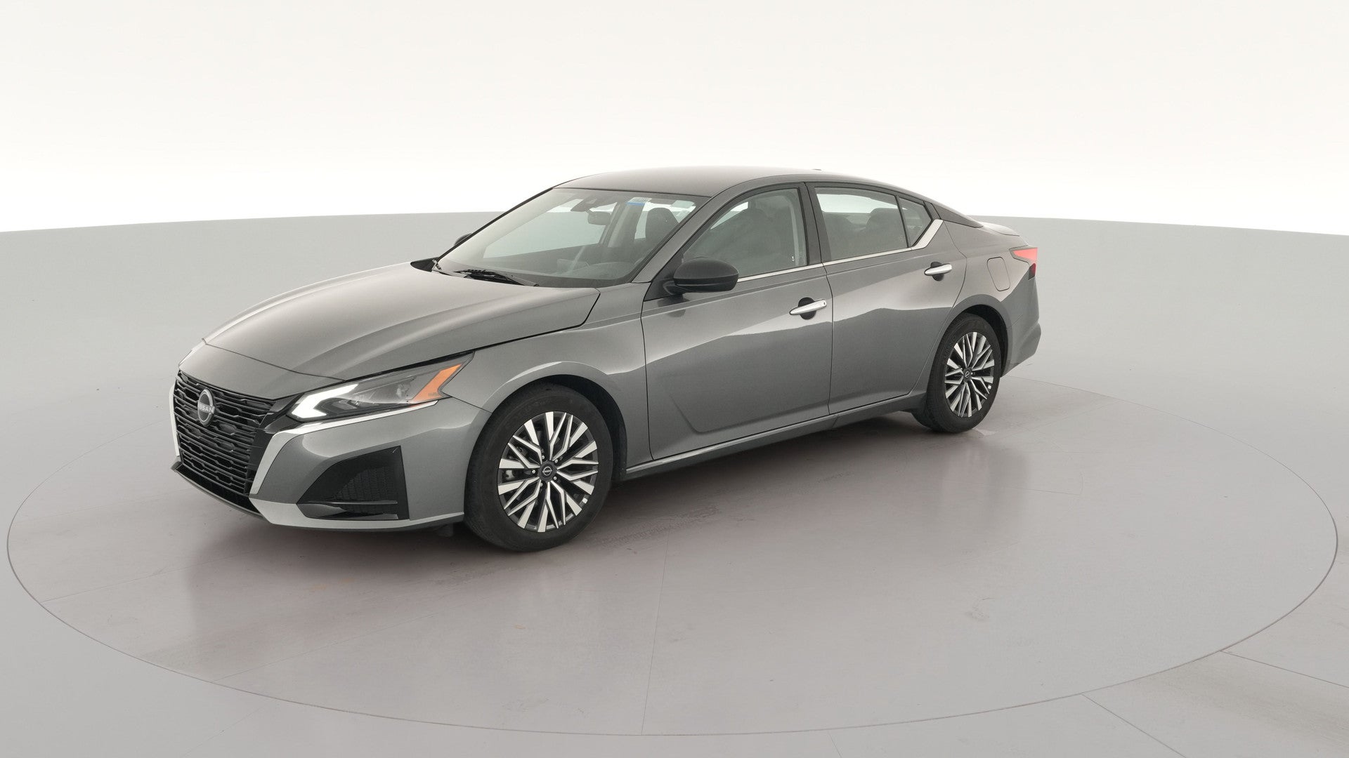 2025 Nissan Altima vehicle photo