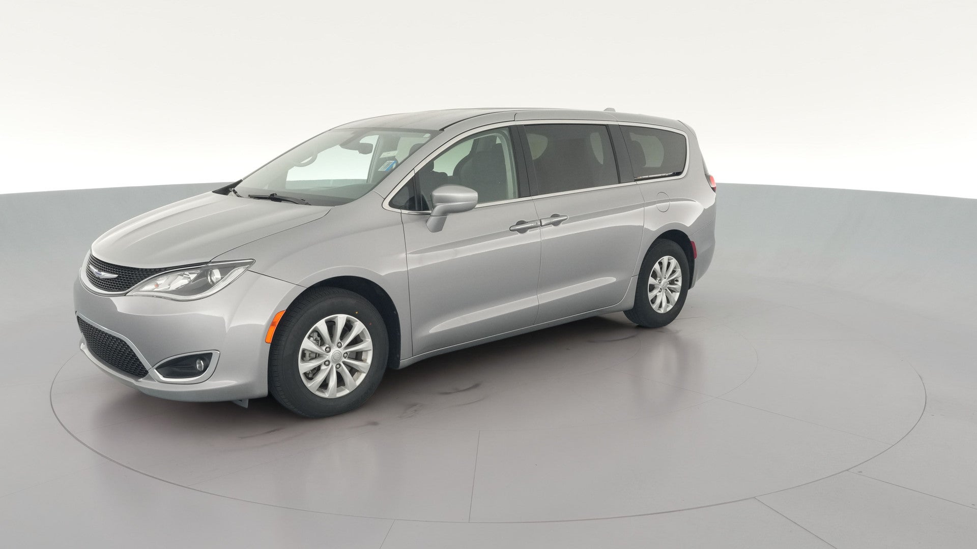 2018 Chrysler Pacifica vehicle photo