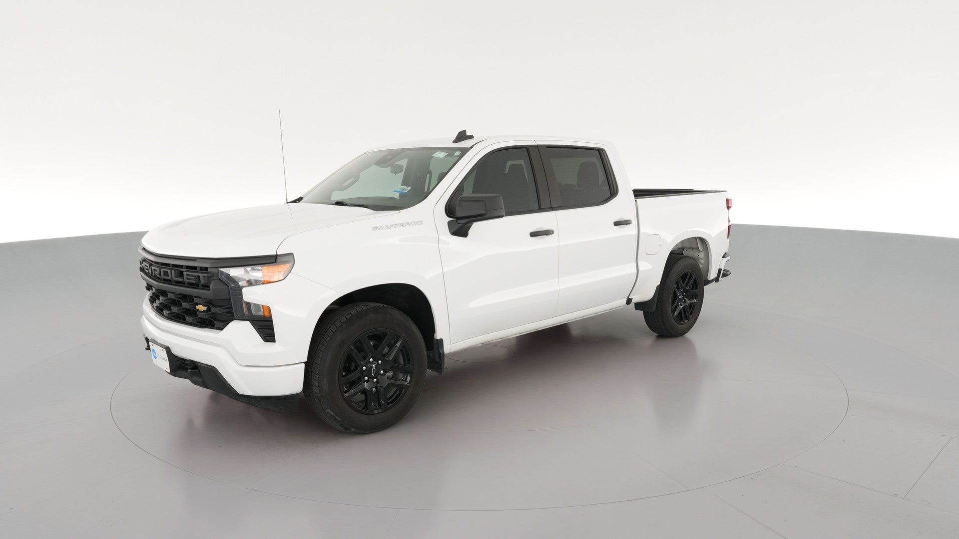2024 Chevrolet Silverado 1500 Crew Cab vehicle photo